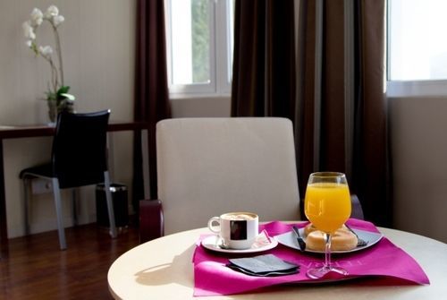 Hotel-Restaurante Jardines La Tejera Olula del Río 外观 照片